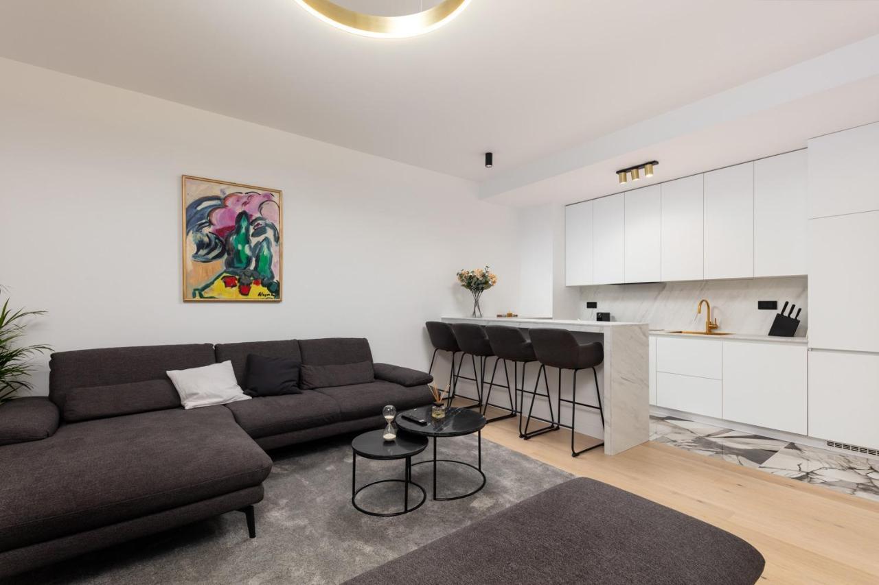 Luxury Haven In Zagreb Apartment Екстериор снимка