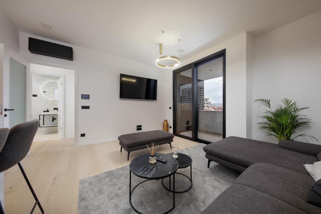 Luxury Haven In Zagreb Apartment Екстериор снимка